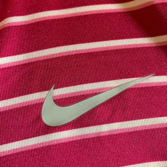 Nike Dri Fit Pink Striped V-Neck Tennis Tank - Picture 6 of 6